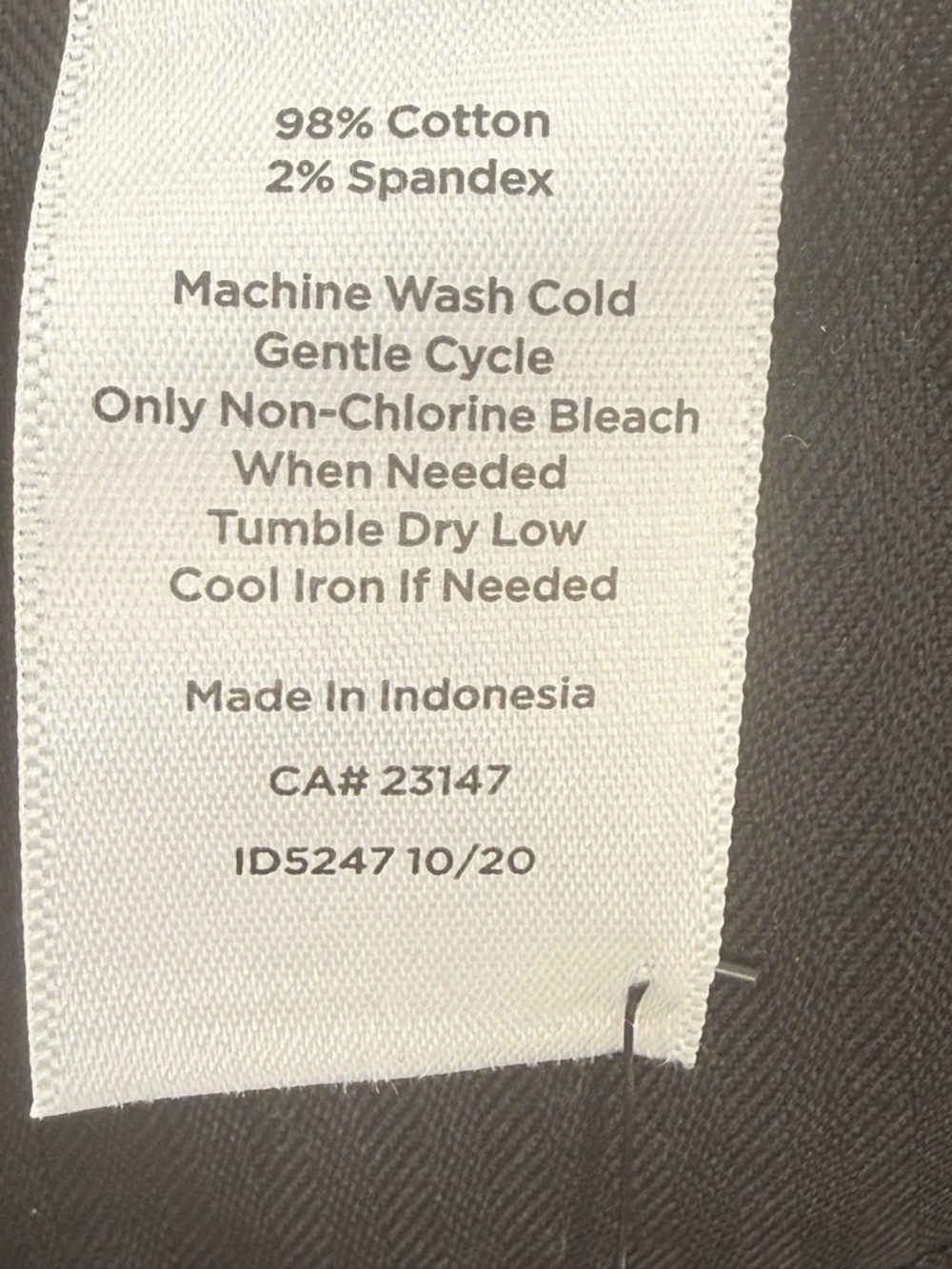 TALBOTS Perfect Cropped Black Pant
 Tailored Capri Ankle Pants Button Hem Size 4 - Picture 11 of 12